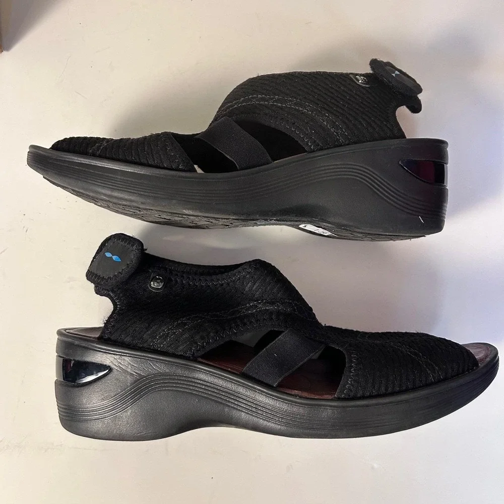 Bzees Dream‎ Black Fabric Comfort Wedge Sandals Women's Size 10M